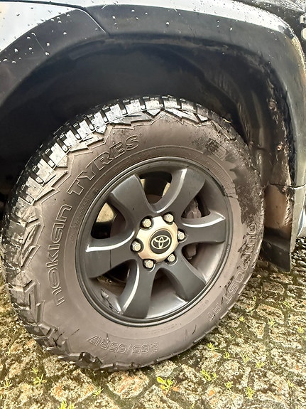 Toyota Land Cruiser 14 of 29