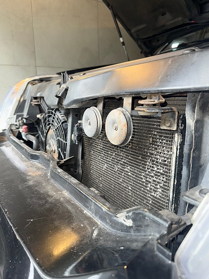 Toyota Land Cruiser 16 of 29