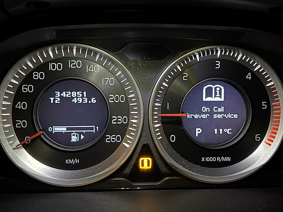 Volvo XC70 23 of 27