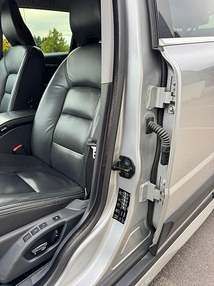 Volvo XC70 24 of 27