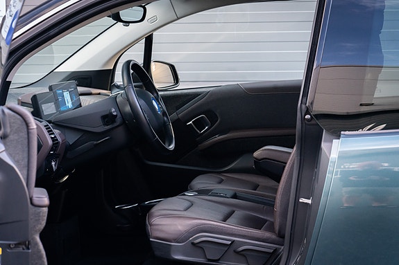 BMW i3 11 of 25