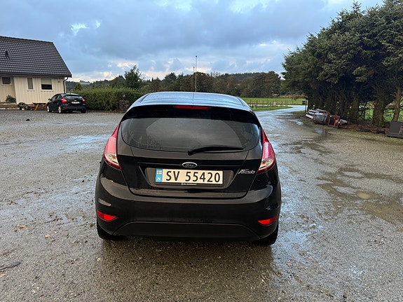 Ford Fiesta 3 of 17