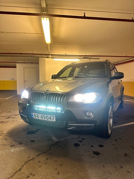 BMW X5 29 of 29