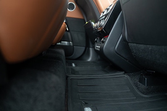 Land Rover Range Rover 12 of 27
