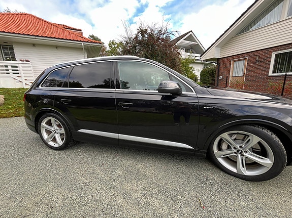 Audi Q7 24 of 30