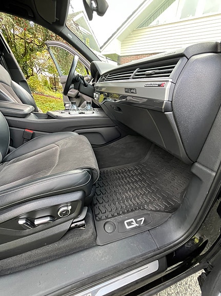 Audi Q7 7 of 30