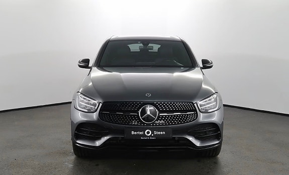 Mercedes-Benz GLC220 d 2 of 25