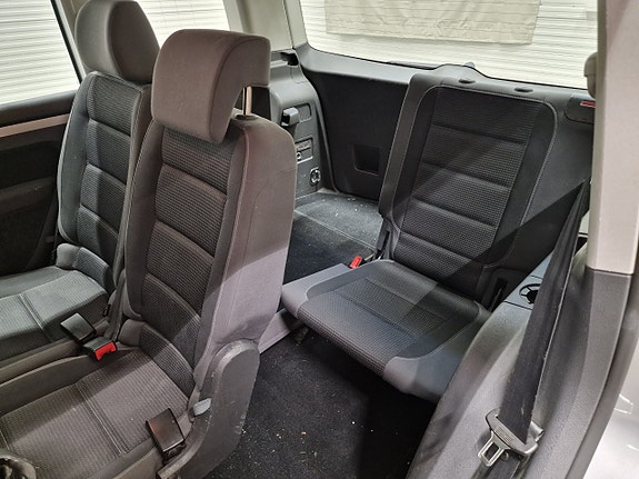 Volkswagen Touran 26 of 30
