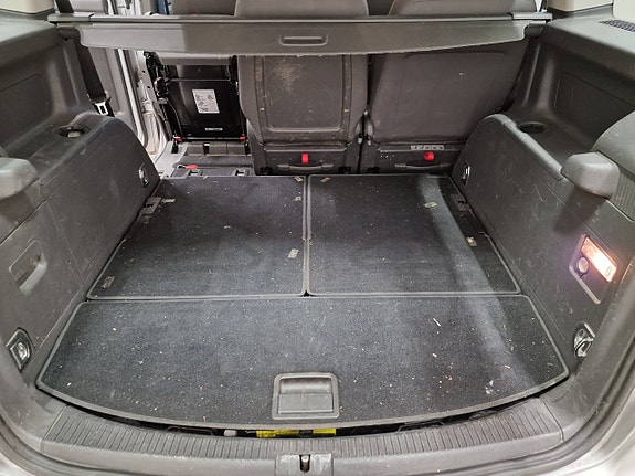 Volkswagen Touran 24 of 30