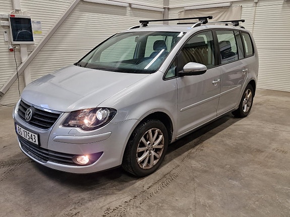 Volkswagen Touran 8 of 30