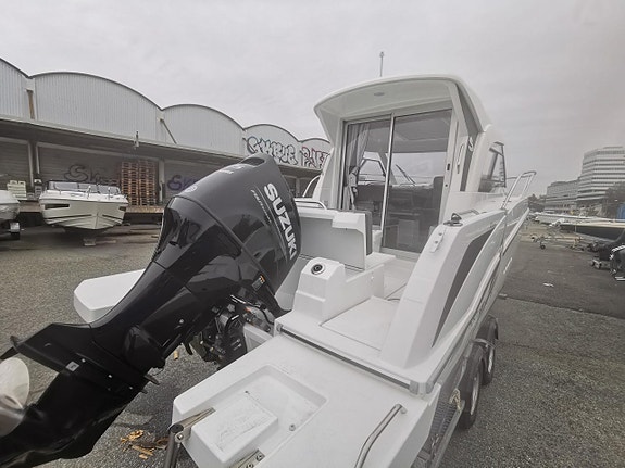 2022 Beneteau Antares 7 m/ Suzuki 175 2 of 4
