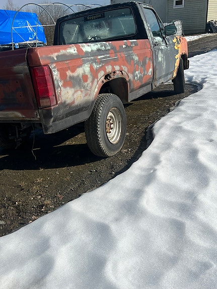 Ford F-250 5 of 10