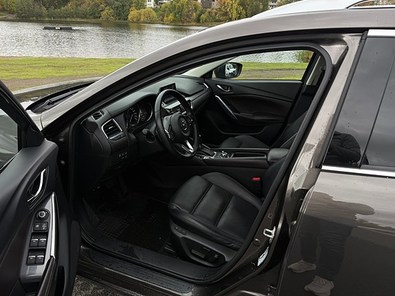 Mazda 6 4 of 16