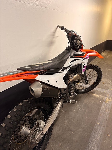 KTM SX250F 3 of 14