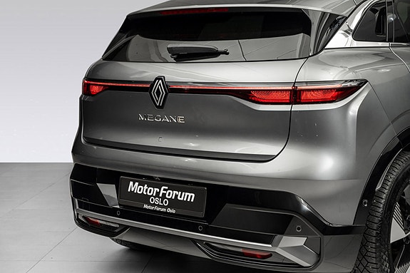 Renault Megane E-Tech 6 of 22