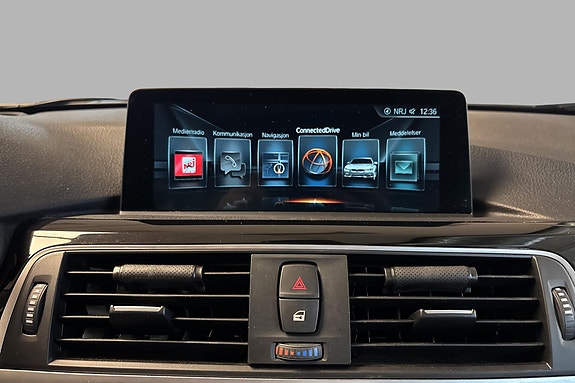 BMW 330e 13 of 27