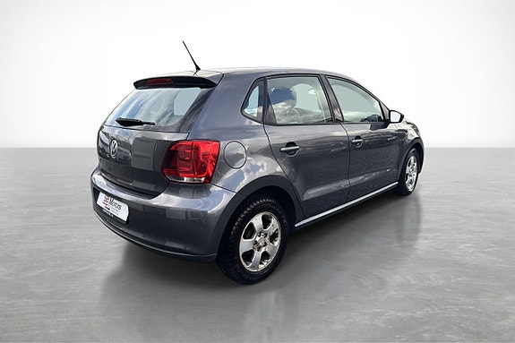 Volkswagen Polo 5 of 21