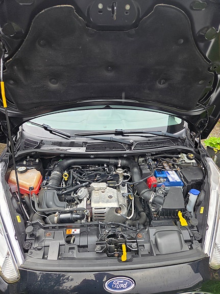 Ford Fiesta 16 of 16