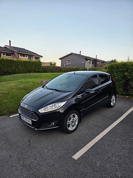 Ford Fiesta 15 of 16