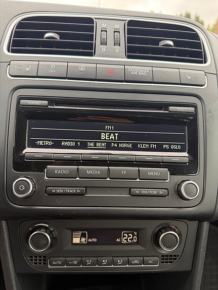 Volkswagen Polo 13 of 15