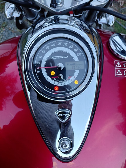 Triumph Thunderbird 1600 7 of 10