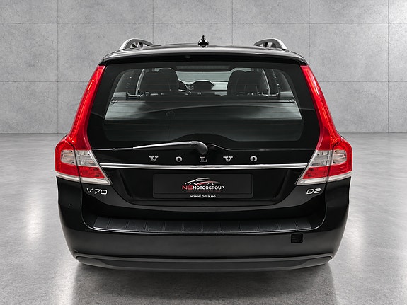 Volvo V70 7 of 30