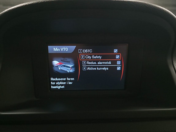 Volvo V70 25 of 30