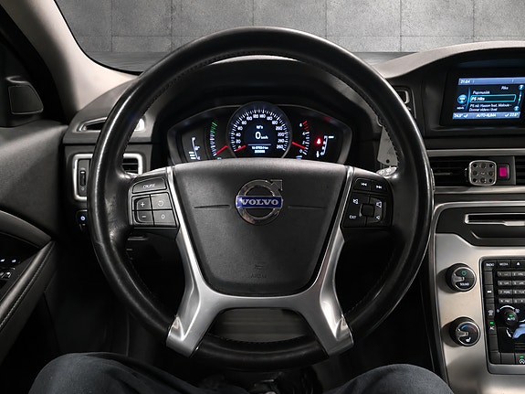 Volvo V70 27 of 30