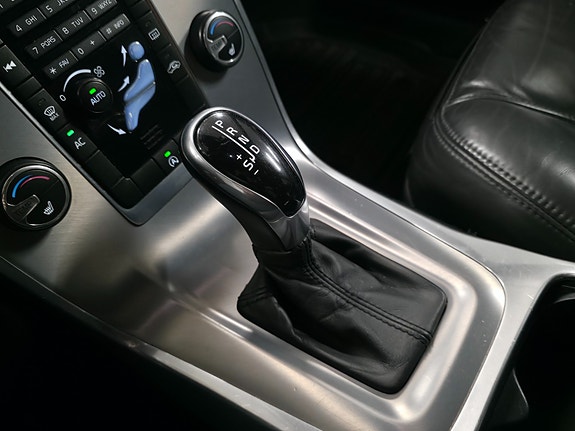 Volvo V70 23 of 30