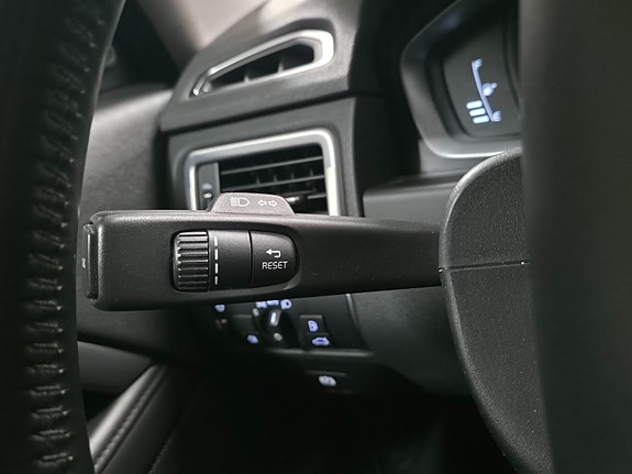 Volvo V70 30 of 30