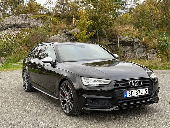 Audi S4 10 of 30