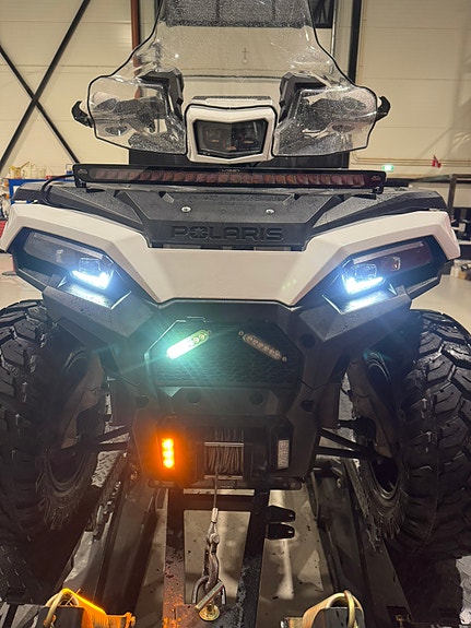 Polaris Sportsman 570 3 of 17