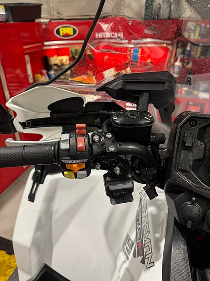 Polaris Sportsman 570 16 of 17