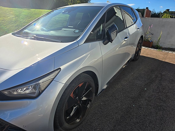 Cupra Born 8 of 15