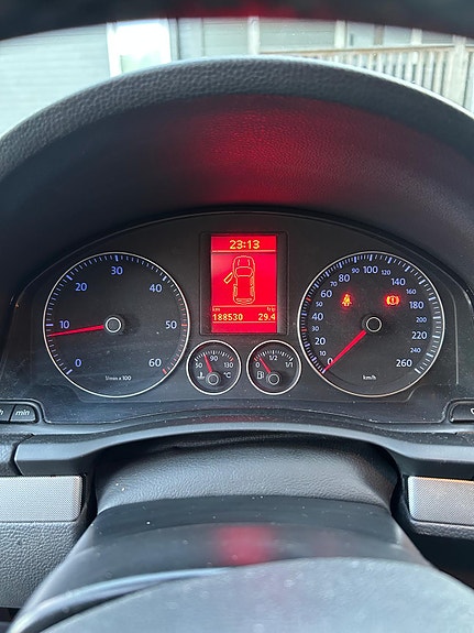 Volkswagen Golf V 7 of 12