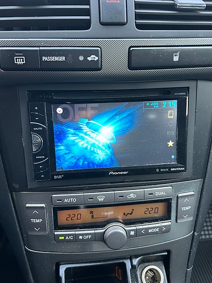 Toyota Avensis 26 of 30