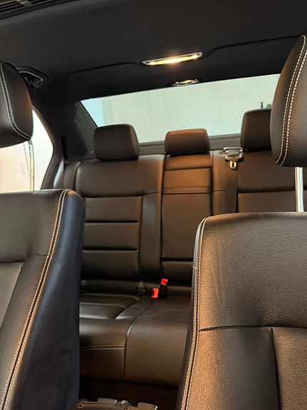 Mercedes-Benz E500 17 of 22