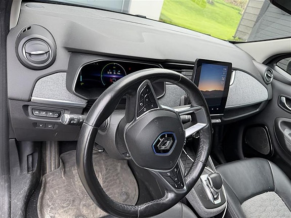 Renault Zoe 7 of 7