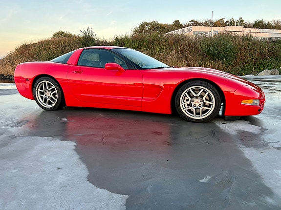 Chevrolet Corvette 7 of 30