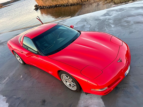 Chevrolet Corvette 6 of 30