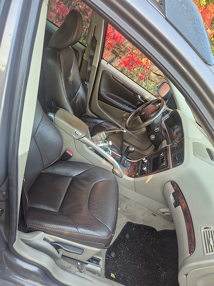 Volvo XC70 5 of 7