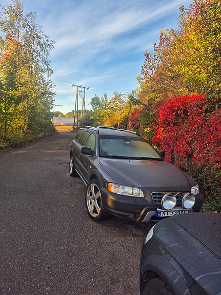Volvo XC70 7 of 7