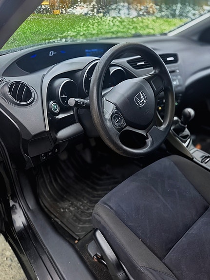 Honda Civic 19 of 29
