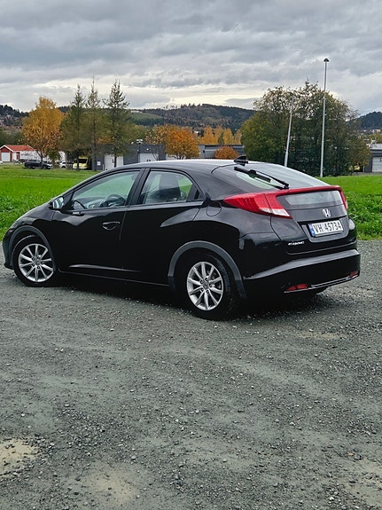 Honda Civic 15 of 29