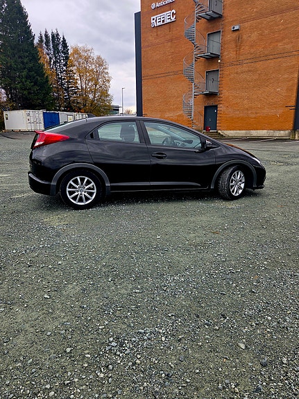 Honda Civic 12 of 29