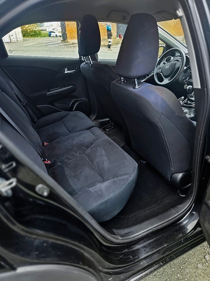 Honda Civic 23 of 29
