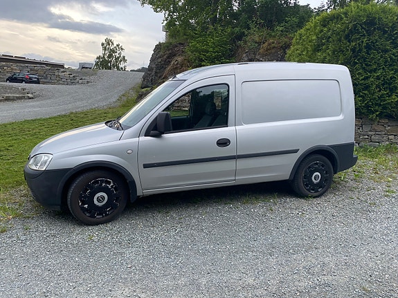 Opel Combo 2 of 22