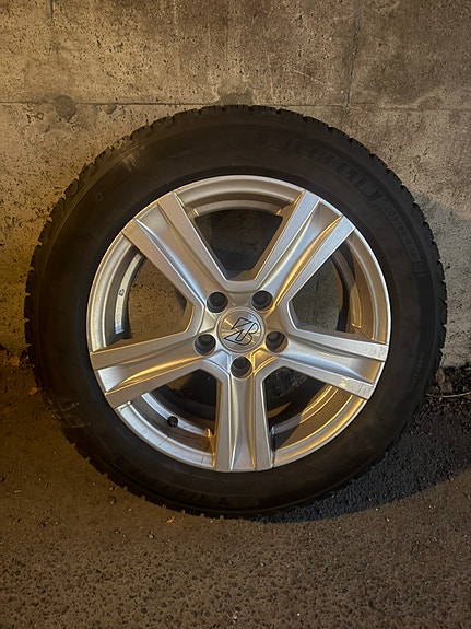 Volkswagen e-Golf VII 12 of 14