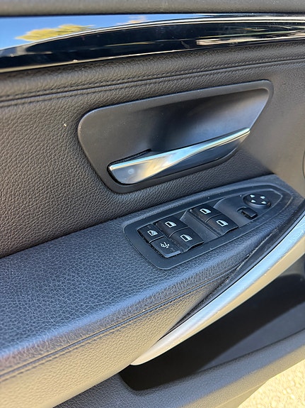 BMW 320d 16 of 29