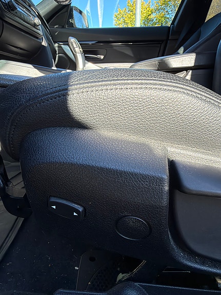 BMW 320d 24 of 29